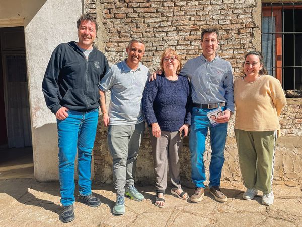 Nación ausente, municipio presente