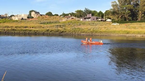 Joven Desapareció Tras Intentar Cruzar a Nado el Río Quequén