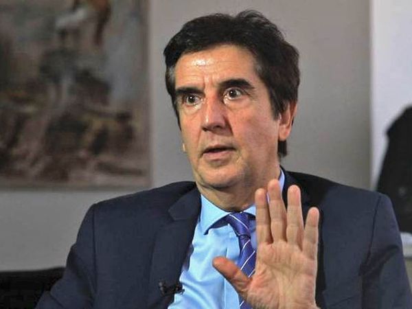 Economistas liberales encienden alarmas
