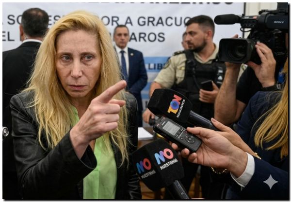 «El que habla de Libra es enemigo»