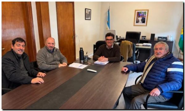 PUERTO QUEQUÉN: Convenio con la Liga de Fútbol