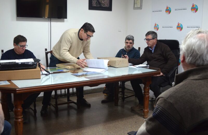 NECOCHEA: Tres empresas para el recambio de luminarias